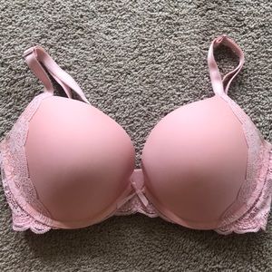 Victoria’s Secret Bra - 34DD